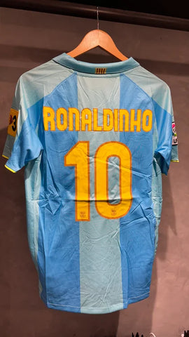Barcelona 06-07 - Ronaldinho 10