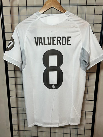 Real Madrid 25/26 - Valverde #8 Versión Player