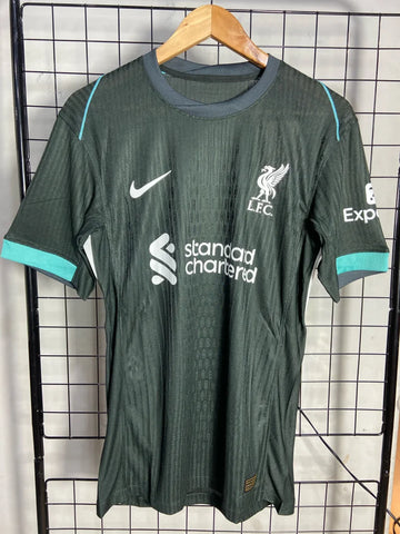 Liverpool Away 24/25 - version player