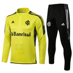 KIT INVIERNO INTERNACIONAL HOME 2021/2022